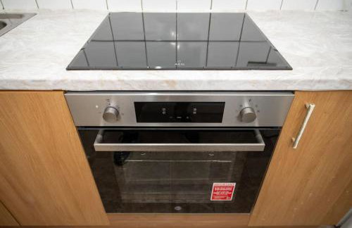 Private retreat For 3 Near City Centre - Photo 16