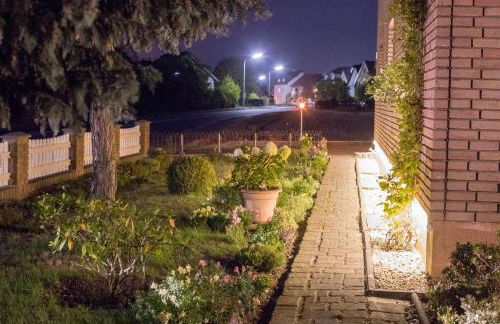 Ferienwohnung Landhaus Swisttal - In der Nähe Phantasialand Brühl und Palmenparadies Therme Euskirchen - Foto 35