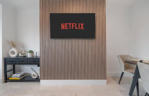 Award winning 2026 Stunning Modern 2 Bedroom Apartment in Mill Hill next to Train Station! - Foto 23