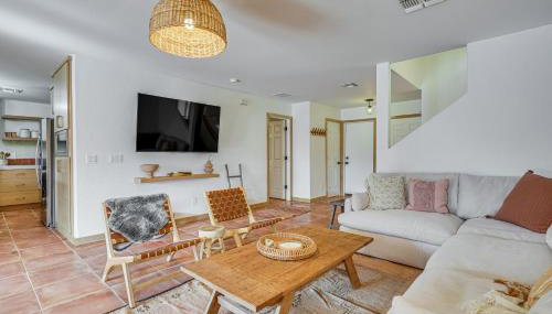 Gorgeous Green Valley Home Patio and Private Pool! - Foto 3