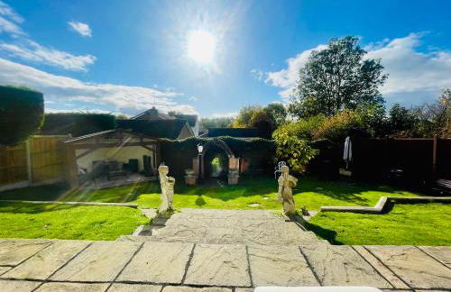 Ivys End Boutique Chic Manor Cottage Elegant & Sophisticated Retreat in Loughborough offering 3bedrooms - Foto 49