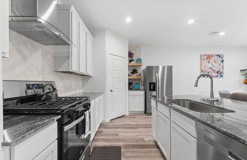 Cozy home away from home - Foto 33