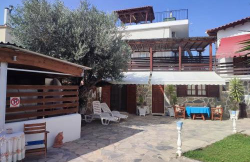Mamidaki Beach House - Photo 41