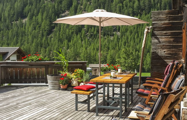 Beim Holzschnitzer - Foto 17