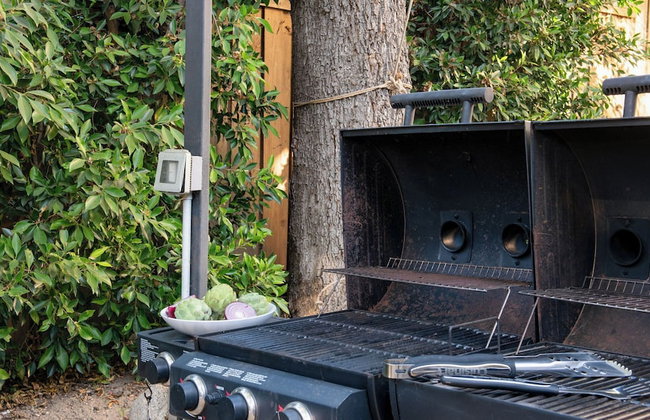 Silver Screen by Avantstay Luxe Backyard Escape - Photo 54