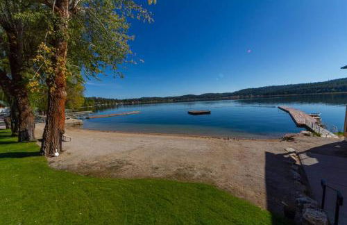 Wonderful Triplex Unit With Spectacular Lake View! - Foto 29