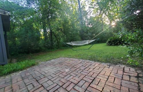 Cheerful 2 BR Near Colleges, Downtown, Attractions - Foto 43