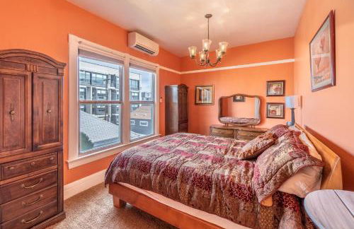 Rustic 2-Bedroom walking distance to Downtown - Foto 9