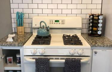 The Comfi Coral - Large 1 Bedroom Studio A - Photo 1