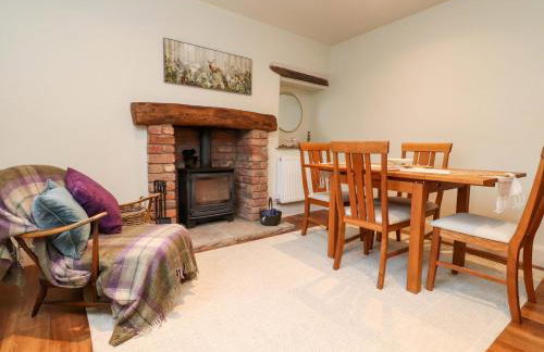 Cobble Cottage - Photo 8