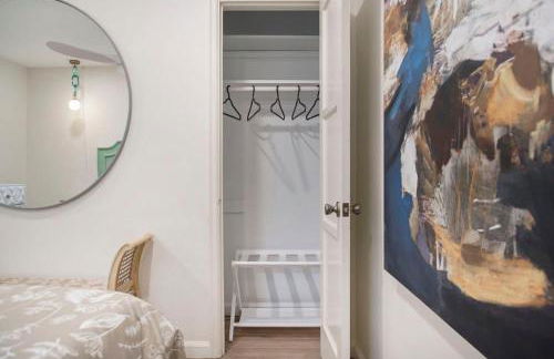 Adorable 2BR Hot Tub Close to Attractions - Foto 29