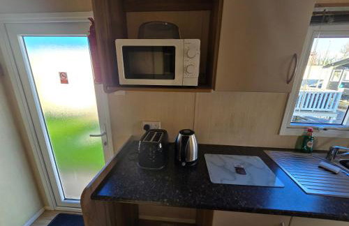 JY Holiday Caravans Wales, Oakfields Towyn Coastal Caravan Sleeps 6 - Foto 14