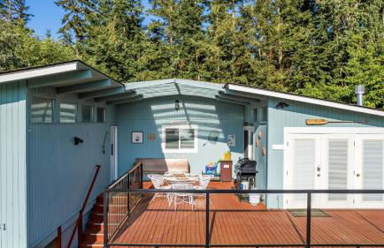 Wolf Beach Cottage by Avantstay Harbor Views - Photo 6