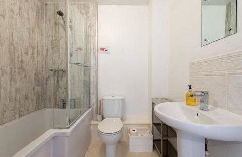 City centre 4 Bed house FREE parking walk to town - Foto 11