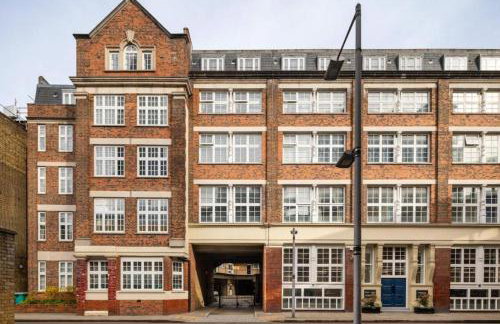 Luxury 2 Bedroom Apartment near London Bridge Sleeps 6 - Photo 25