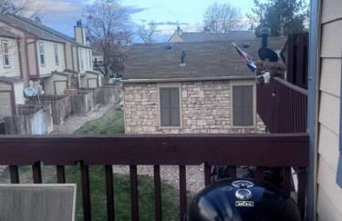 Cozy Room with Private Entrance and Patio near Denver - Foto 12