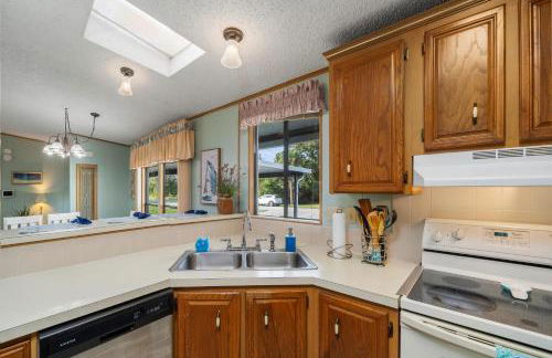 Lake Canal Accessible Family Home - Foto 21