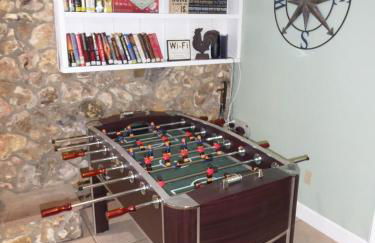 Perfecto Mundo 6, Orlando Area 4BR-2MB-3Bath Huge Pool, Ping Pong, Billiard, Disney Universal - Foto 29