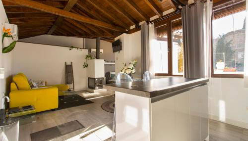 Apartamento con terraza y cochera Albaycin - Foto 4