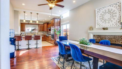 Large Las Vegas Home with Pool, Hot Tub and Game Room - Foto 5