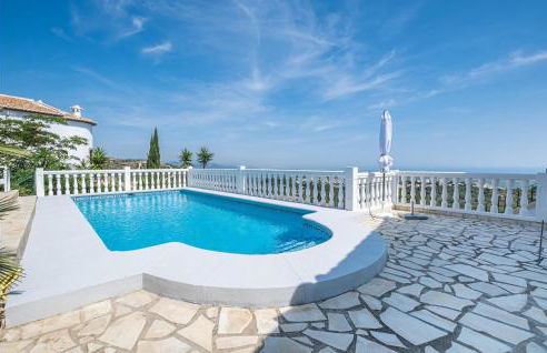 Awesome Home In El Rafol D'almunia - Foto 1