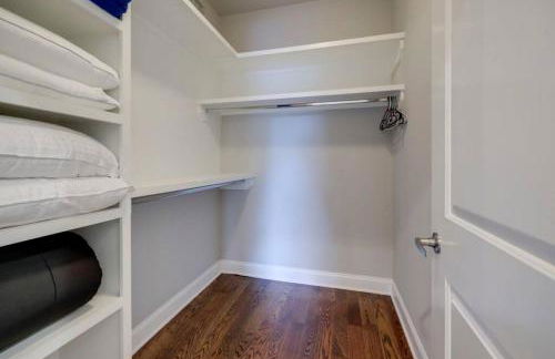 WeHo Nashville Home, Geodis Park, Mini-Golf, Arcade, 10min to Downtown! Sleeps 10! - Foto 46