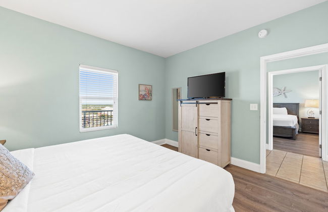 Laketown Wharf by Book That Condo - Foto 18