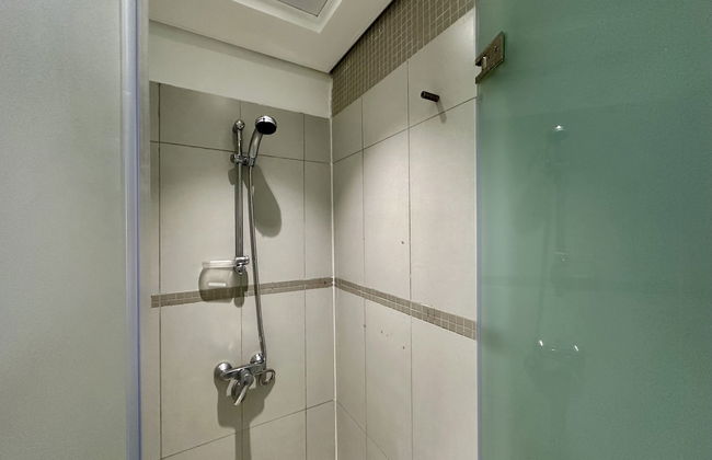 Lux BnB Travo Tower I Private Garden I Lake View - Photo 32