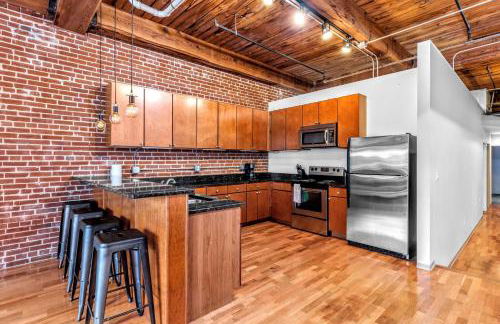 DWTN STL Loft-Projector TV-Private Balcony-4C - Foto 10