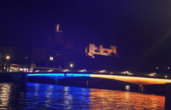 Charming 2-bed Cabin in Inverness, Scotland - Photo 17