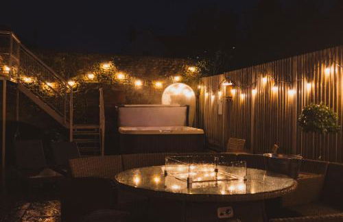 Luxury House Sleeps 14 With Secret Bar Near Bath - Photo 67