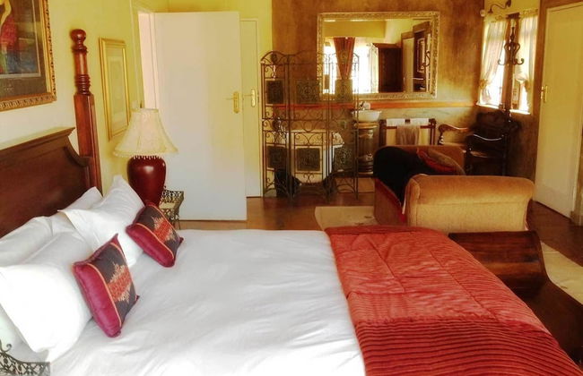 Fox and Squirrel - Foto 4