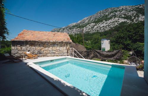 Maison Laurel - Beautiful Stone Estate With Private Pool, Near Split and Omiš - Foto 8