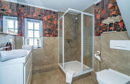 Gemütliche Wohnung unter Reet mit Pool und Sauna in Keitum - Photo 3