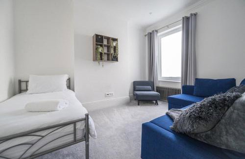 Seafront folkestone Sandgate channel tunnel - 5 star property Sleeps 16 - Foto 35