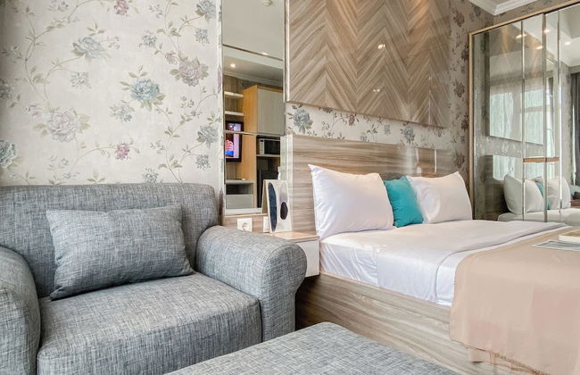 Good Deal And Scenic Studio At Menteng Park Apartment - Photo 3