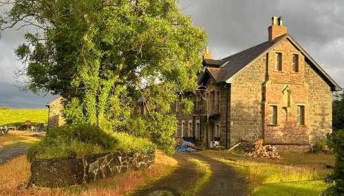 Royal Portrush Golfing Base- Riverside Renovated Flax Mill - Foto 2