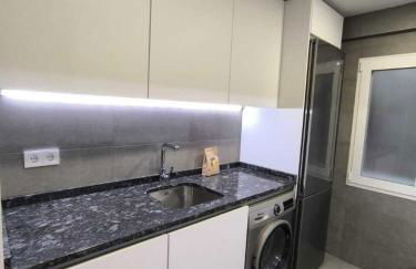 Chamartín Easy Stay - Habitaciones cómodas y bien ubicadas - Photo 2