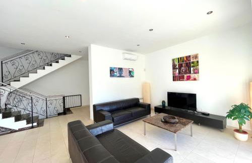 Villa de lujo con vistas al mar y piscina privada - Foto 4