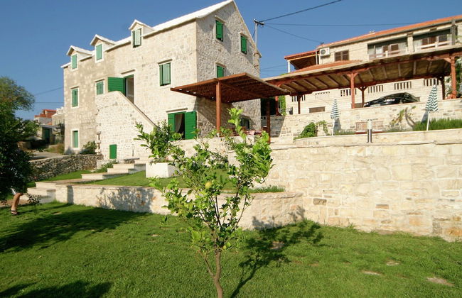 Villa in Sumartin Near Beach & Private Pool - Photo 21