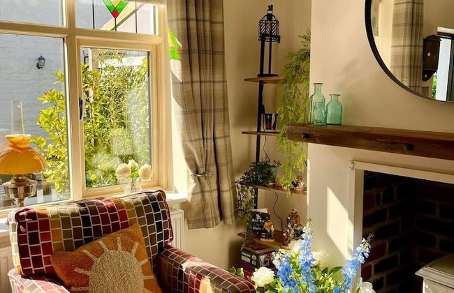 Beautiful 2-bed Cottage in Heysham Village - Foto 11