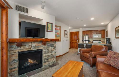 RF219 Hot tub,Heated garage and Parking - Foto 3