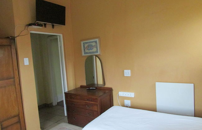 Absolute Leisure Cottages - Photo 11