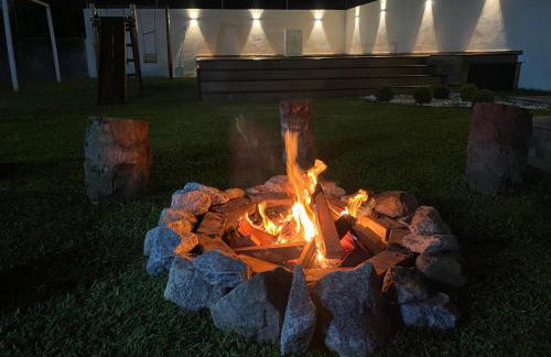 Casa com piscina, ar condicionado, campo de futebol e área gourmet a um quarteirão da lagoa de Praia Seca - Foto 10