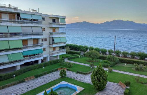 Διαμέρισμα δίπλα στη θάλασσα, παραλία Μαρκοπούλου - Foto 2