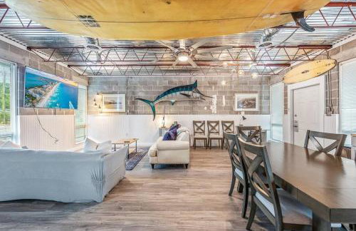 Livin Right Surf Loft: pickleball, basketball, close to the fun - Foto 1