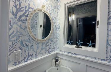 7 Min Walk to the Beach - Completely Renovated - Foto 23