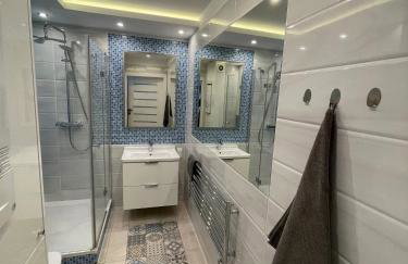 Amber Cliff - Foto 13