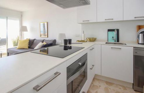 Sunny Apartment In Marbella - Photo 14