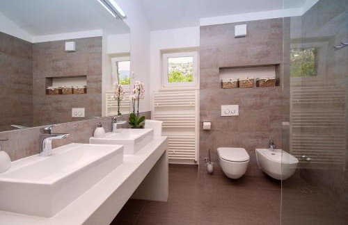 VILLA STOZAK, private heated pool, cinema room and sauna, 7 km from beach - Photo 24